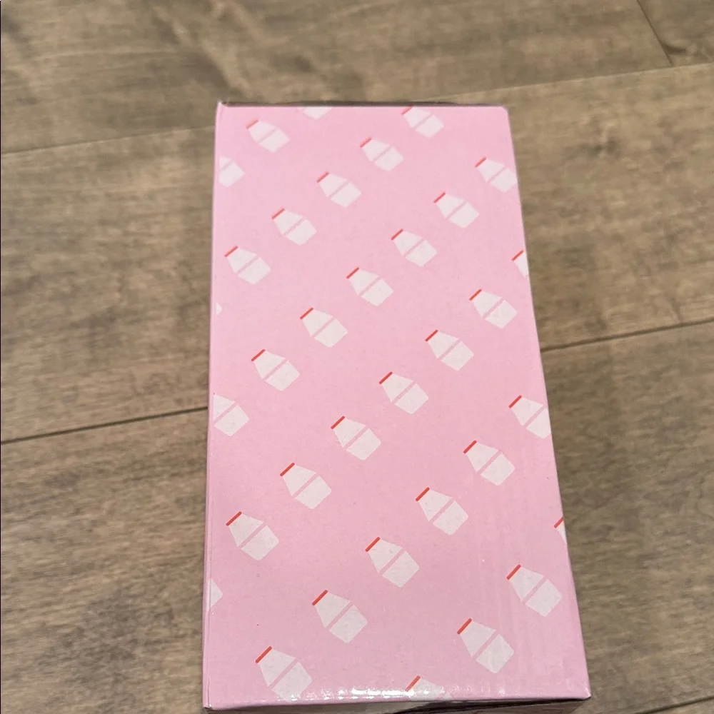 Strawberry Flavored Milk Cold Cup - Pink